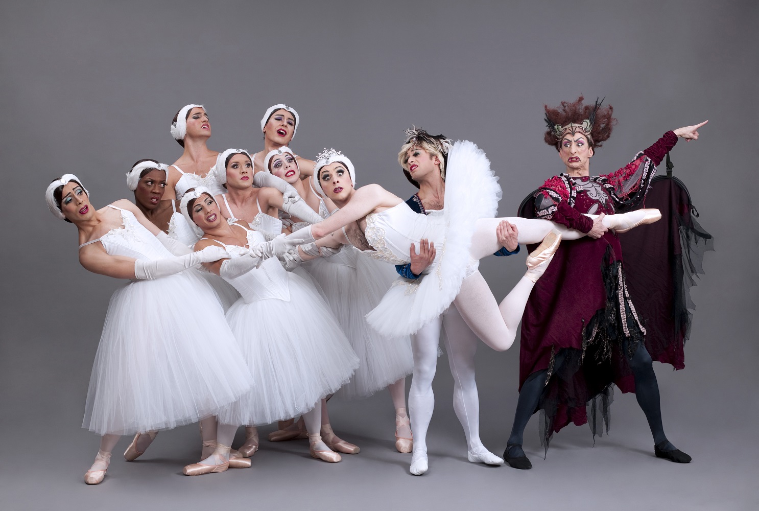 Les Ballets Trockadero de Monte Carlo in "Swan Lake" - Photo by Zoran Jelenic