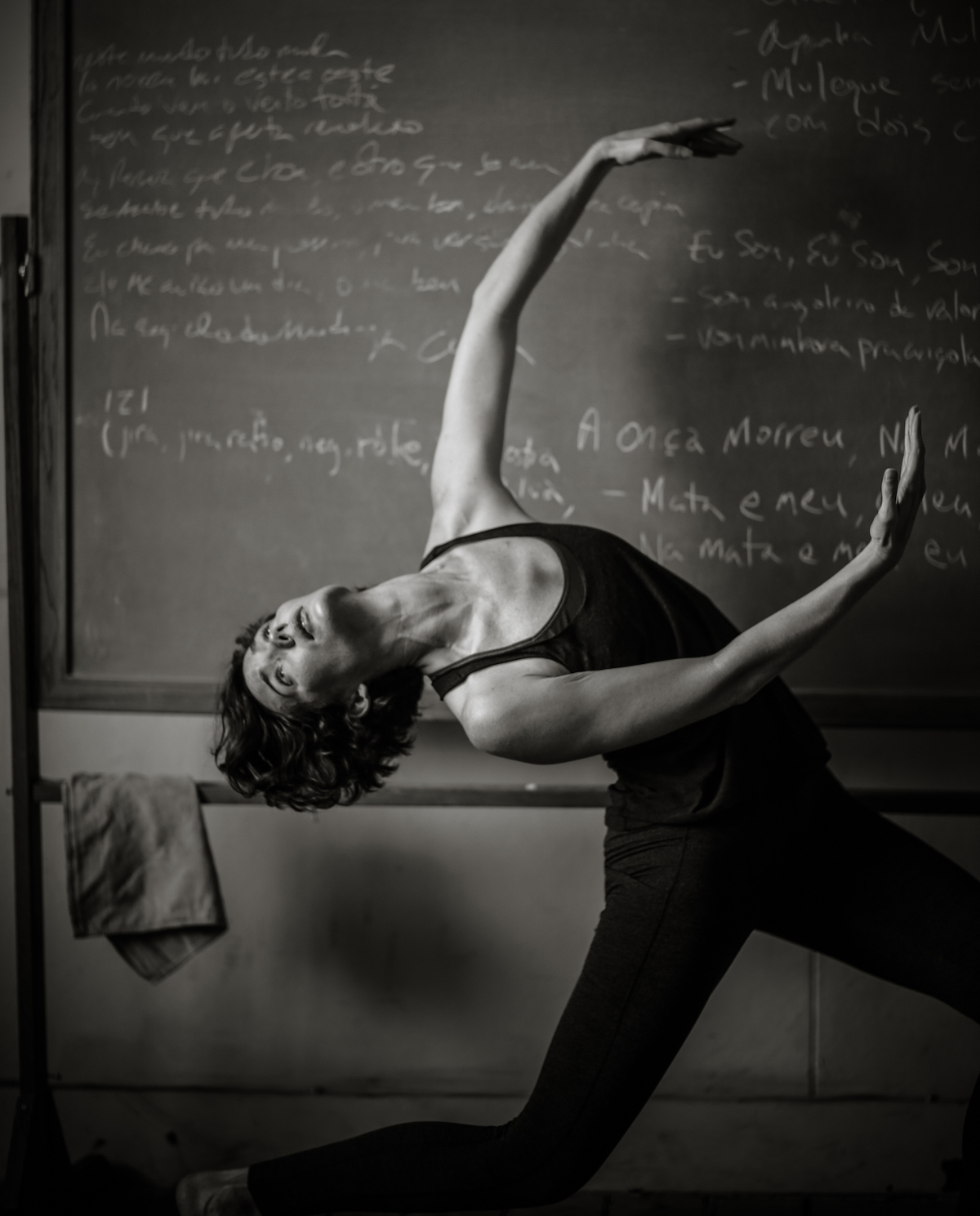 Nancy Evans Dance Theatre’s Jenn Logan. Photo by PaiWei Wei.