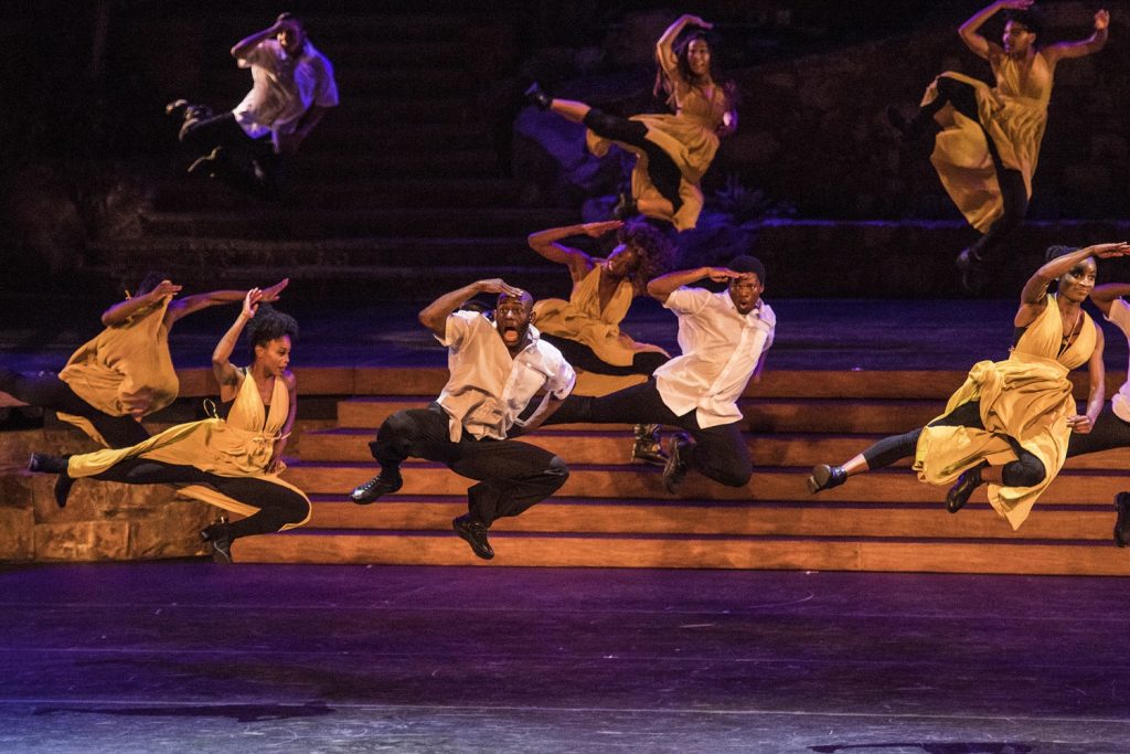 Lula Washington Dance Theatre in Rennie Harris' REIGN. - Photo: Timothy Norris, Courtesy of Ford Theatres