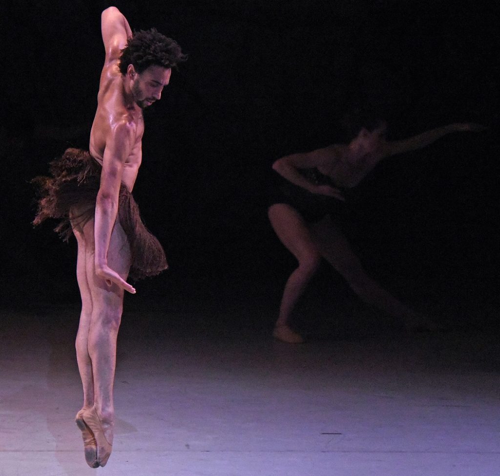 Alonzo King LINES Ballet 2875 by Kevin Perry