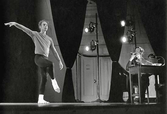 American Ballet Theater brought Cunningham’s Duets to L.A. in the 1990s