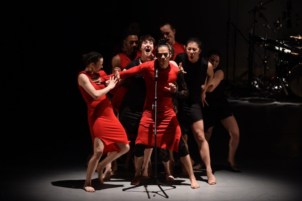 Ate9 in "calling glenn" - Choreography by Danielle Agami- Photo by Dan Steinberg