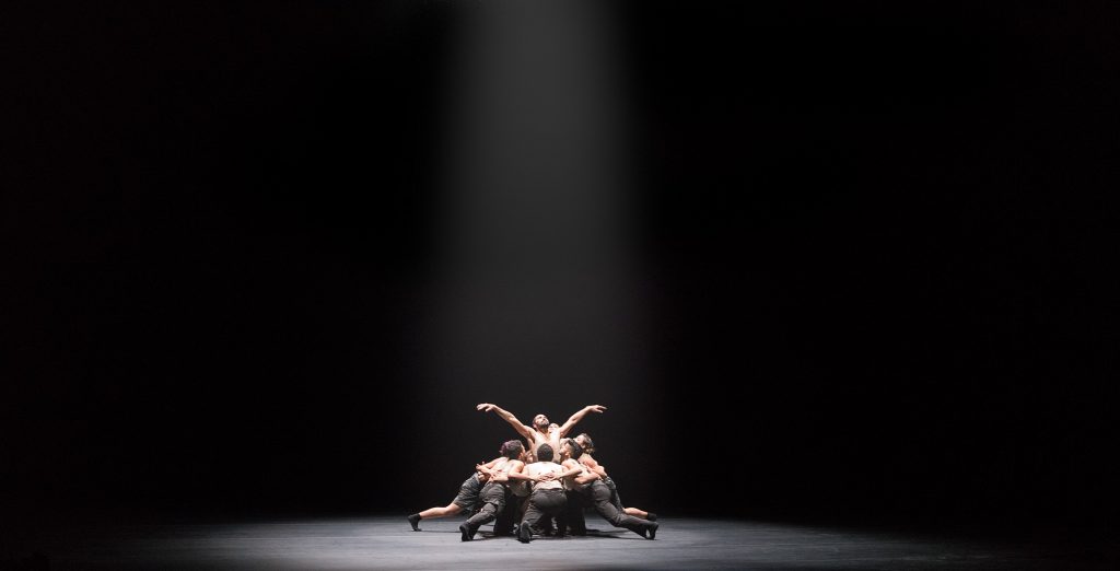 2_MalpasoDanceCompany_FaceTheTorrent_Photo_by_James Conway