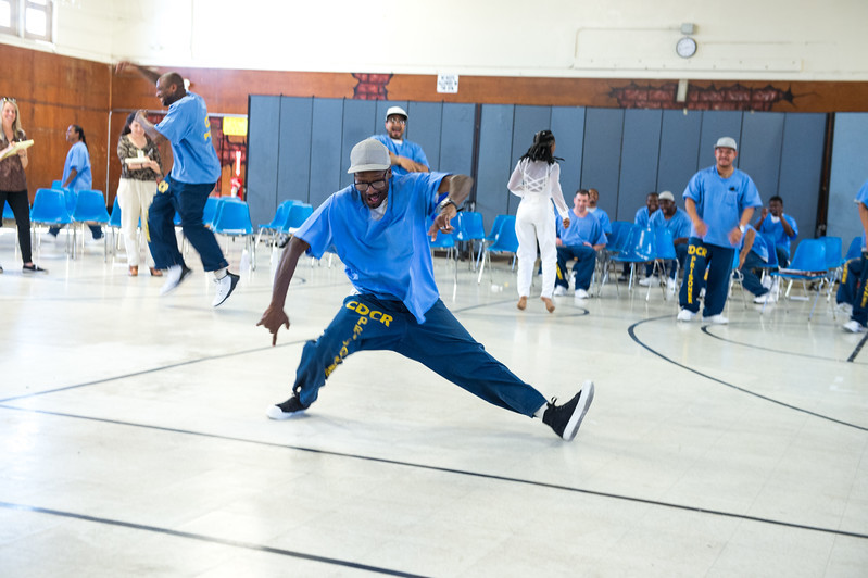 Suchi Branfman’s “Dancing Through Prison Walls.” Photo courtesy of the artists.