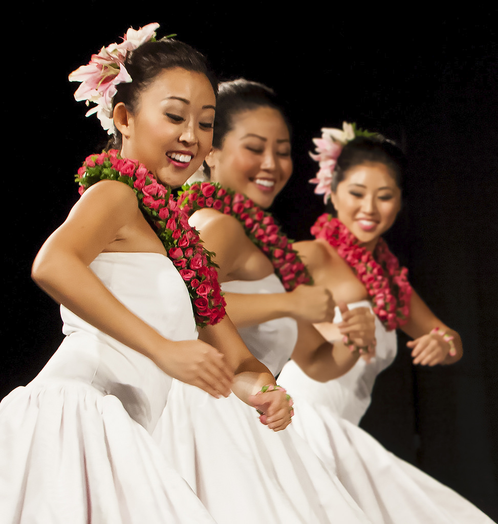 Hālau Keali’i o Nālani. Photo courtesy of the artists.