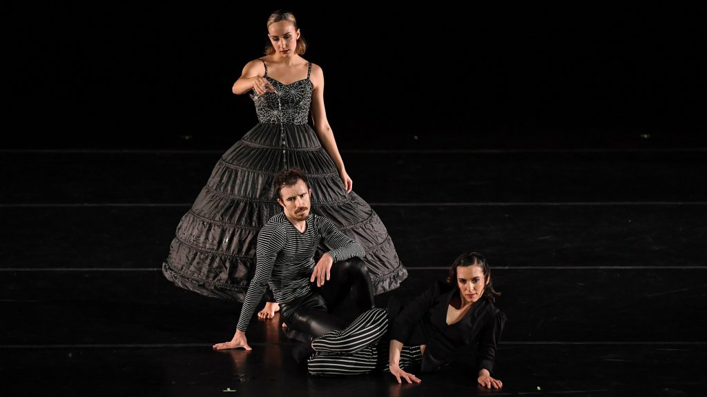 BODYTRAFFIC in "A Million Voices" choreographed by Matthew Neenan - Photo by Rob Latour