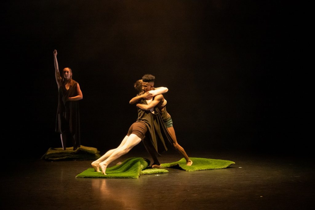 Dance Aegis in "This Land" - Choreography by Andrea Knowlton - Photo by Brian Wallenberg