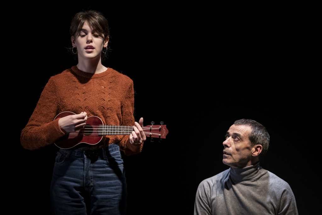 Rita Corchero Pérez and Andrés Corchero in PADRE - Photo by Pep Daudeě