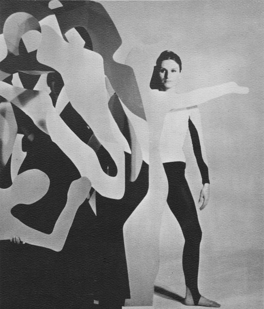 Christina Botiller-Feliz in Algorithms - Photo courtesy of Pat Finot