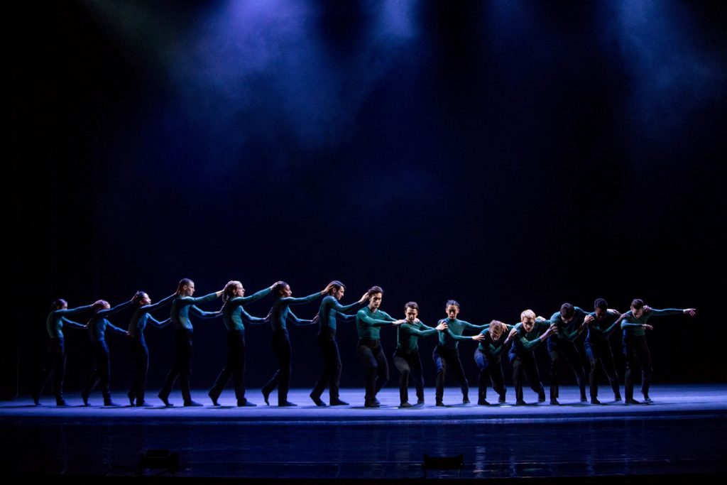 Hubbard Street Dance Chicago in Cerrudo - Photo by Cheryl Mann