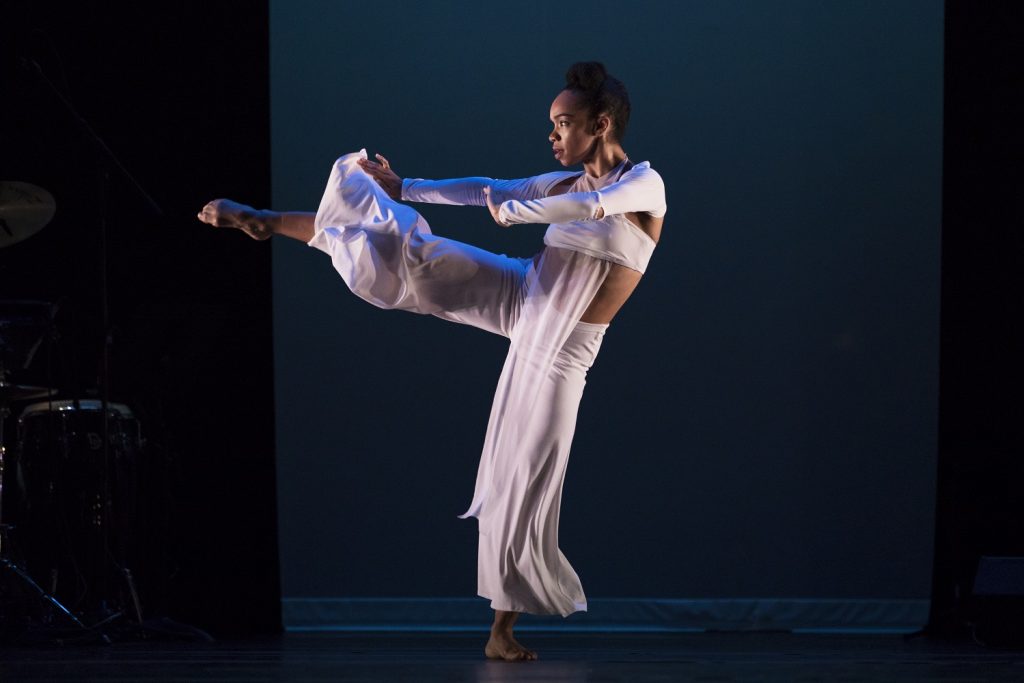 EVIDENCE - Annique Roberts in "Grace" Choreography by Ronald K. Brown - Photo by Julietta Cervantes