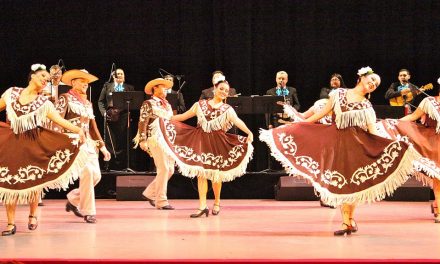 Danza Floricanto/USA Celebrates 16 years of its Navidad Program