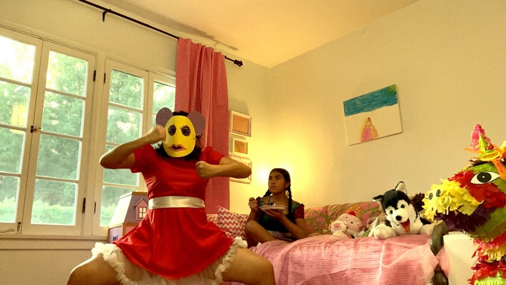 Screenshot from Janet Roston/Mixed eMotion Theatrix's HALLWAY - Courtesy of MeMT