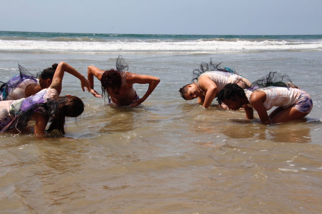 Donna Sternberg & Dancers in "Earth Body" choreography by Donna Sternberg - Photo by Mara Zaslove