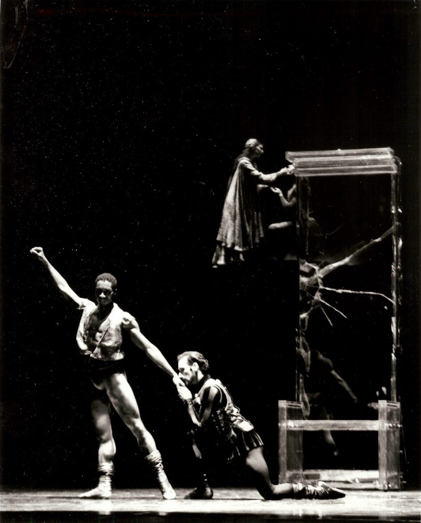 Cast of "Othello" choreography by Lar Lubovitch - Photo by Paul Kolnik