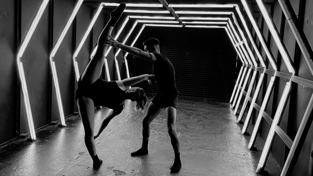 Kybele Dance Theater - "insan" - Photo by Robert Gomez
