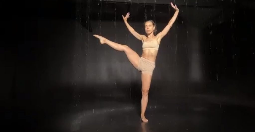 Seda Aybay in "insan" - Screenshot by LADC