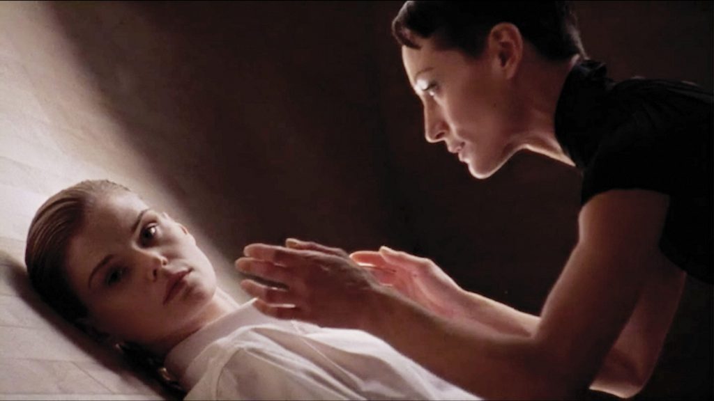 Zofia Tujaka and Andrea Boardman in Amelia - Photo by André Turpin