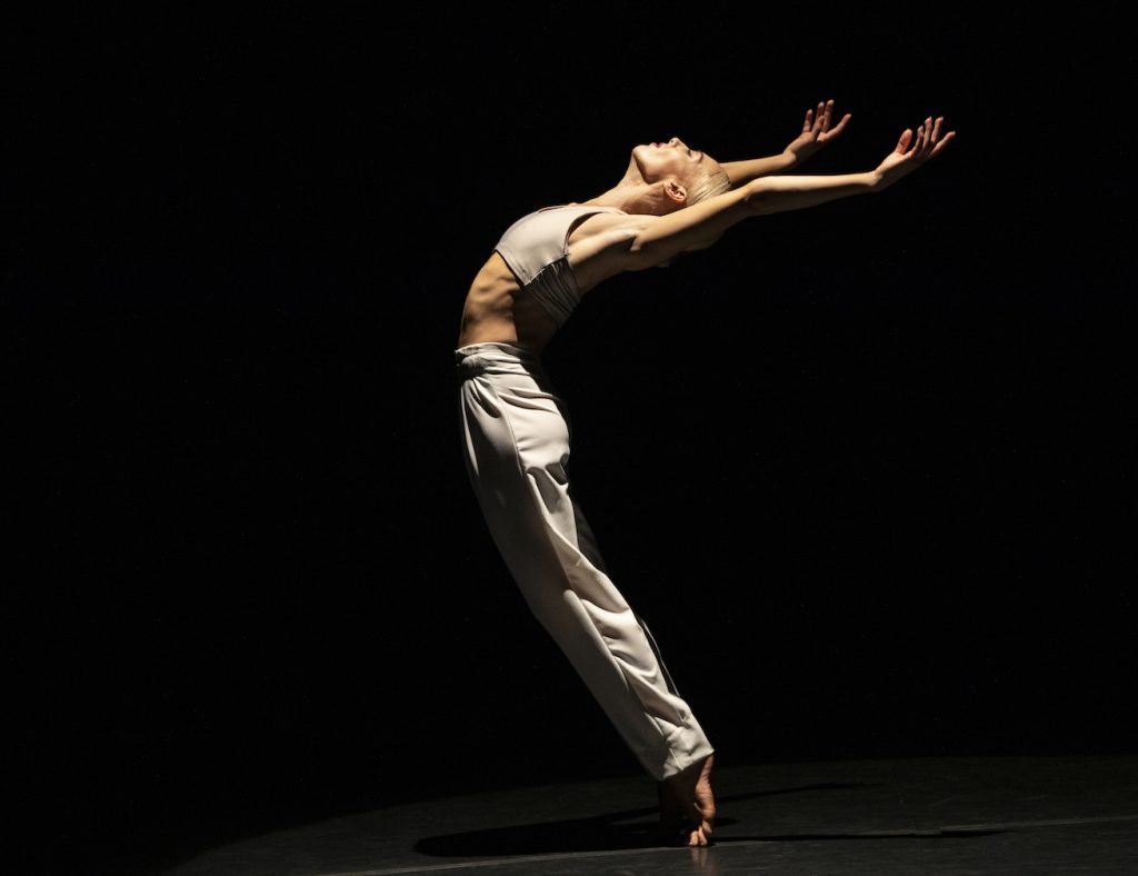 Parsons Dance - Zoey Anderson - Photo by Travis Magee