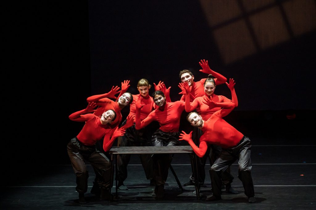TL Collective - "‘90Sugar" choreographed by Micaela Taylor (L-R) Jessie Thorne, Keilan Stafford, Micaela Taylor, Jennifer Lacy, Matt Luck, Gianna Todisco, Austin Tyson - Photo by Jamie Pham