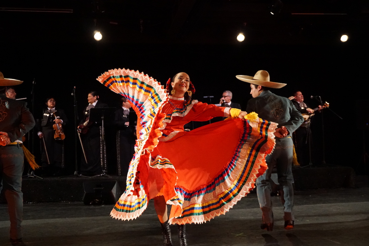 Danza Floricanto/USA. Photo by Frank Sandoval.