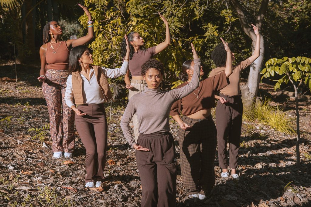Mia Berber, Angel Anderson, Aryeal Lands, Bianca Ramirez, Elizabeth Altamirano, Jovahana Soladinez and Milagritos Godina - She is Her, Her is Me - Photo by Christopher Martinez