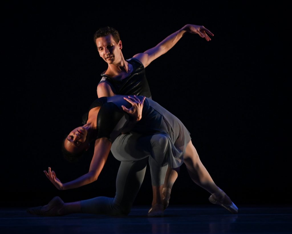 Ballet Project OC - Here to There Choreography by Ally Helman - (L-R) Rachel Hutsell, Mate Szentes - Photo by Jack Hartin Photography