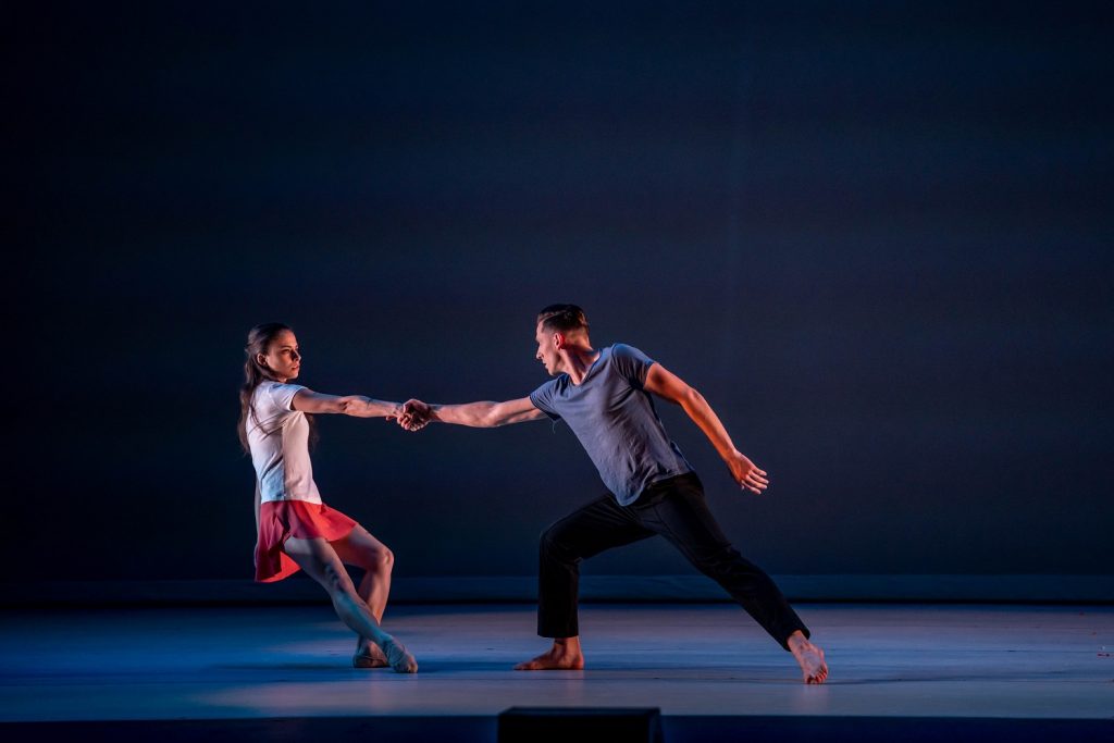 Contempo Arts Production's FUSED - Taylor Massa, Andrii Strelkivskyi in “Apt 213” by Marine de Vachon - Photo by Cheryl Mann