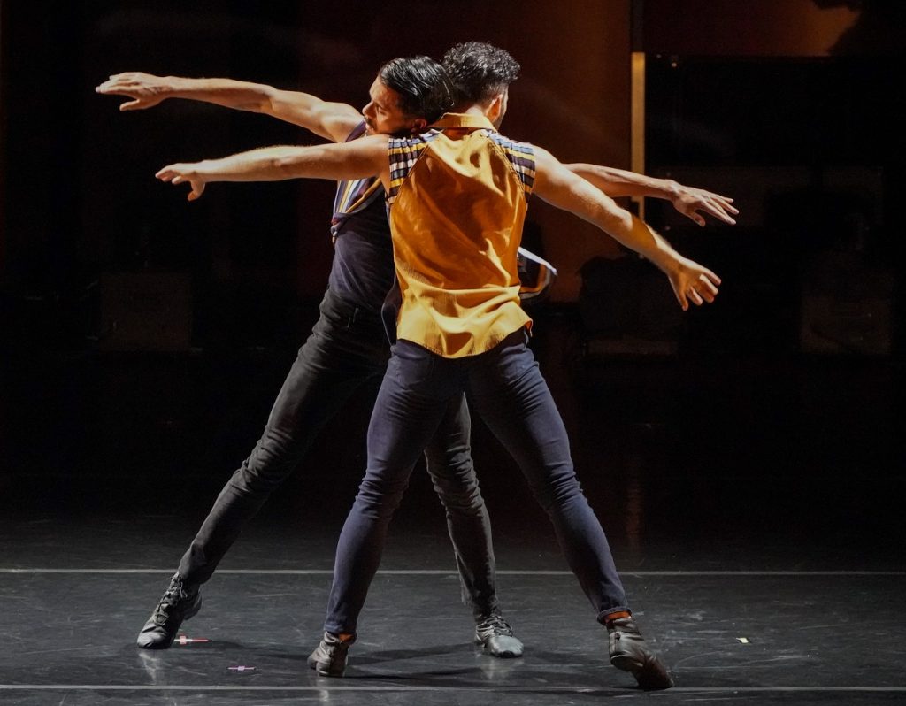 Ballet Hispánico: Tiburones by Annabelle Lopez Ochoa (L-R) Omar Rivéra, Antonio Cangiano – Photo by Lawrence K. Ho