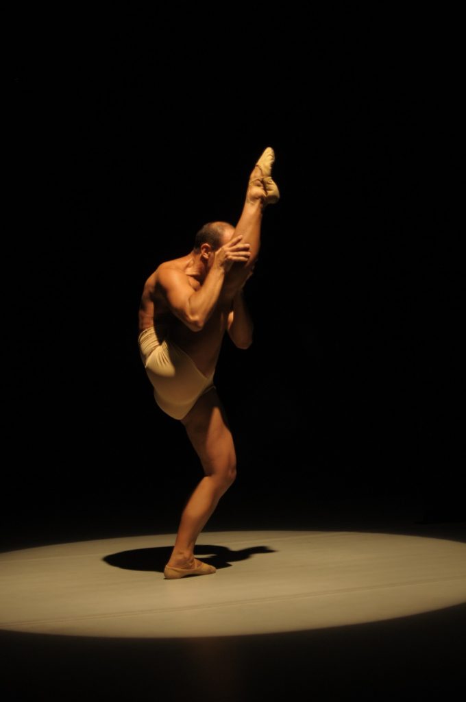 Bradley Shelver - "Healing Song" - Photo by Fernando Ferreira
