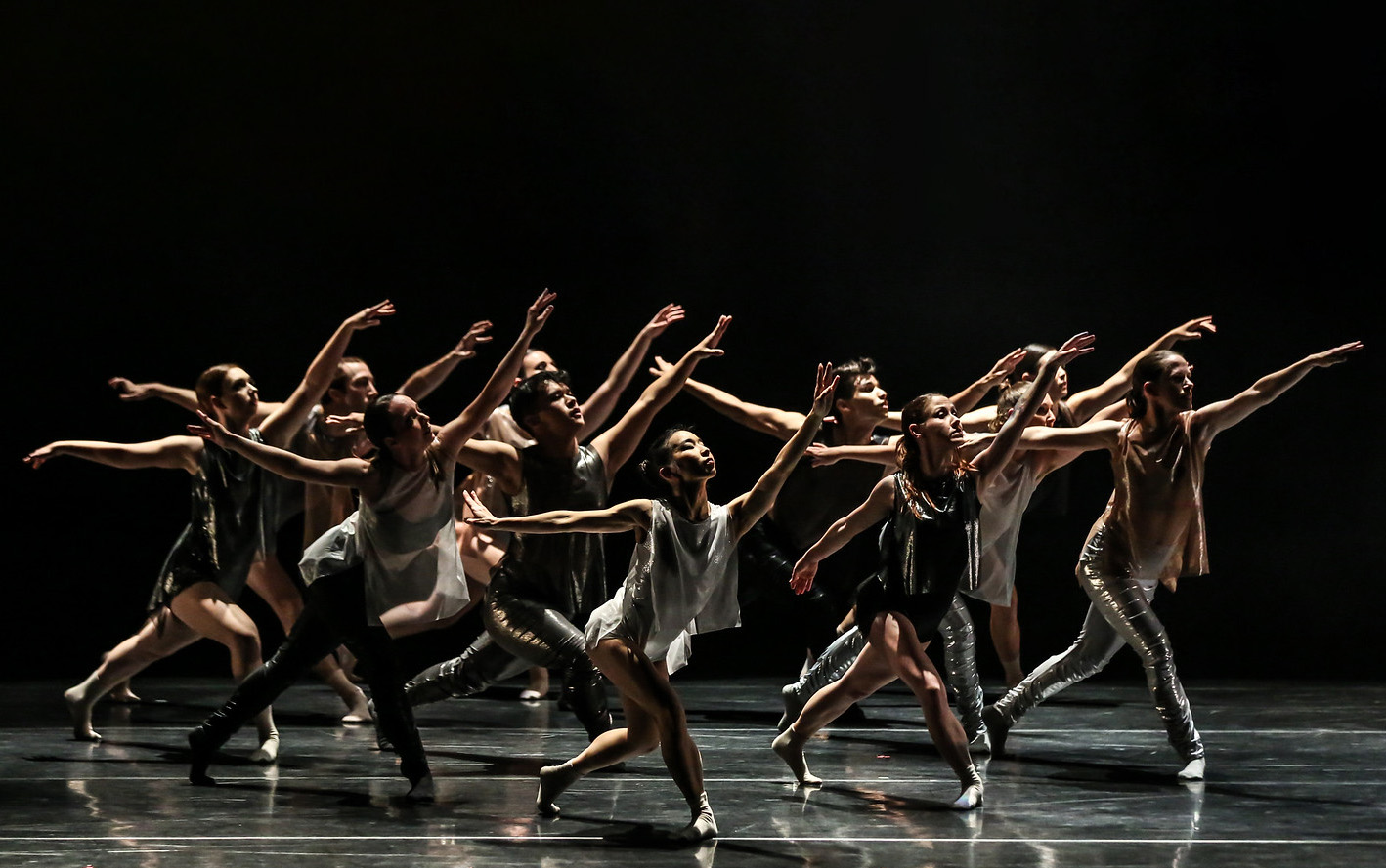 Backhausdance in "Scene Unseen" choreography by Jennifer Backhaus - Photo by Shawna Sarnowski