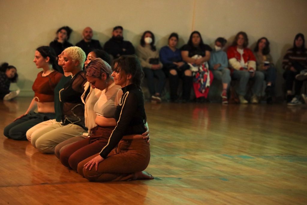 "You Live In My Spine", choreography by Leah Zeiger - Photo by David Zeiger