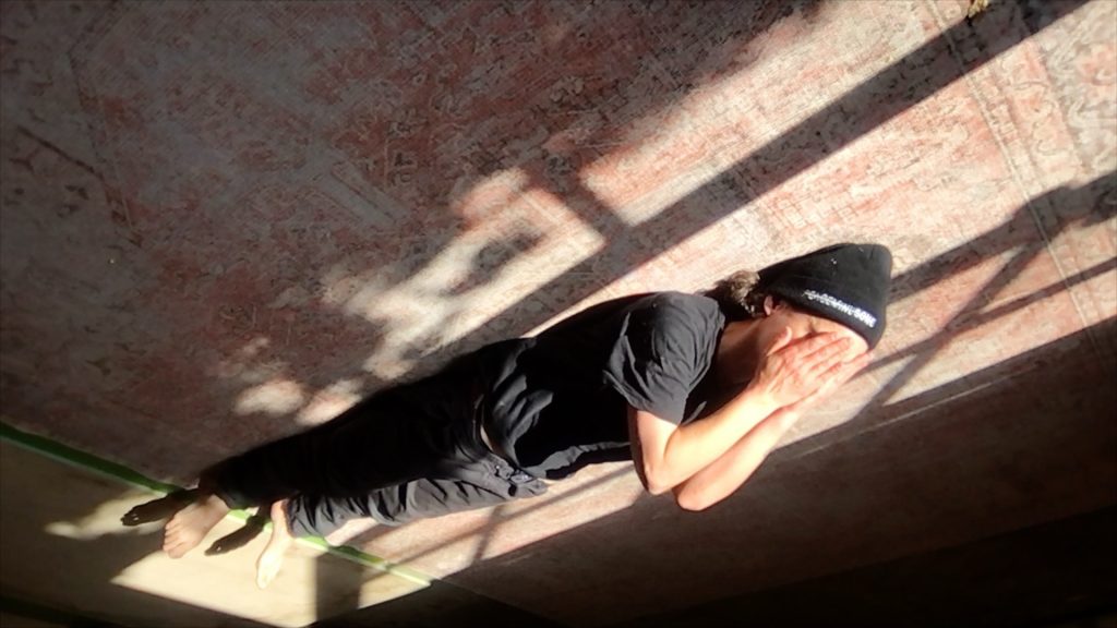 FEEL THE VOID* by Oxana Safronova (Russia, 2 min 27 sec) - Courtesy of DCW
