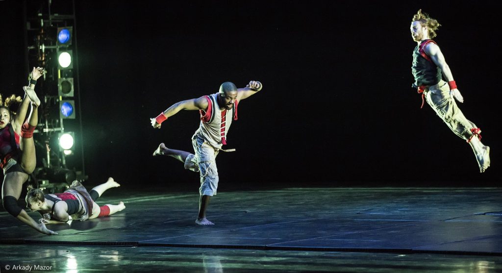 Pilobolus - "Megawatt" by Jonathan Wolken - Photo by Arkady Mazor