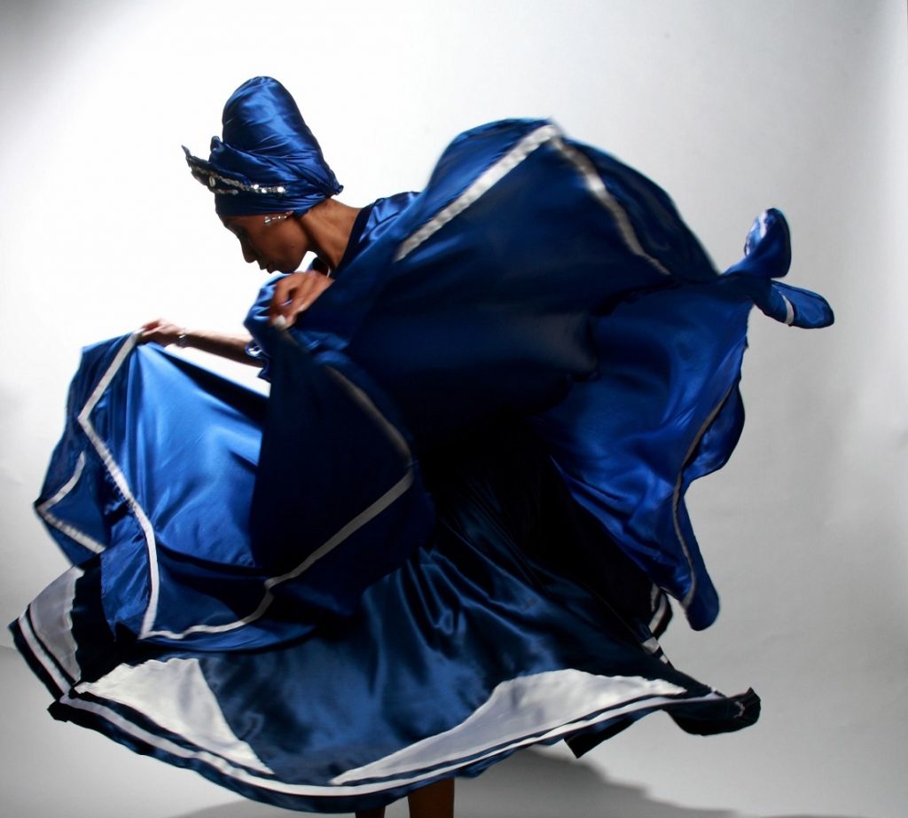 Kati Hernandez - Photo by Liza Guizarra