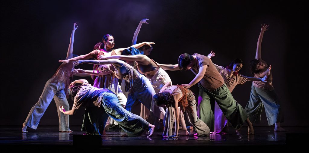 2023 Huntington Beach Academy for the Performing Arts FUSION - Modern Ensemble in "Mousai", choreography by Marie Hoffman - Photo by Jim McCormack
