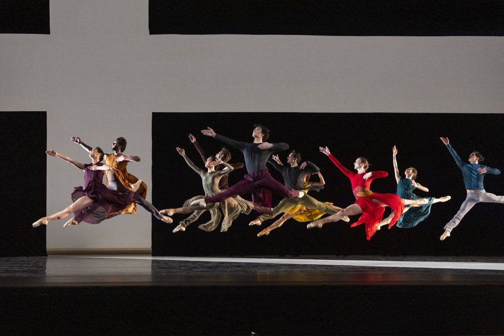 Pacific Northwest Ballet company dancers in Jessica Lang’s "Let Me Mingle Tears With Thee" - Photo © Angela Sterling