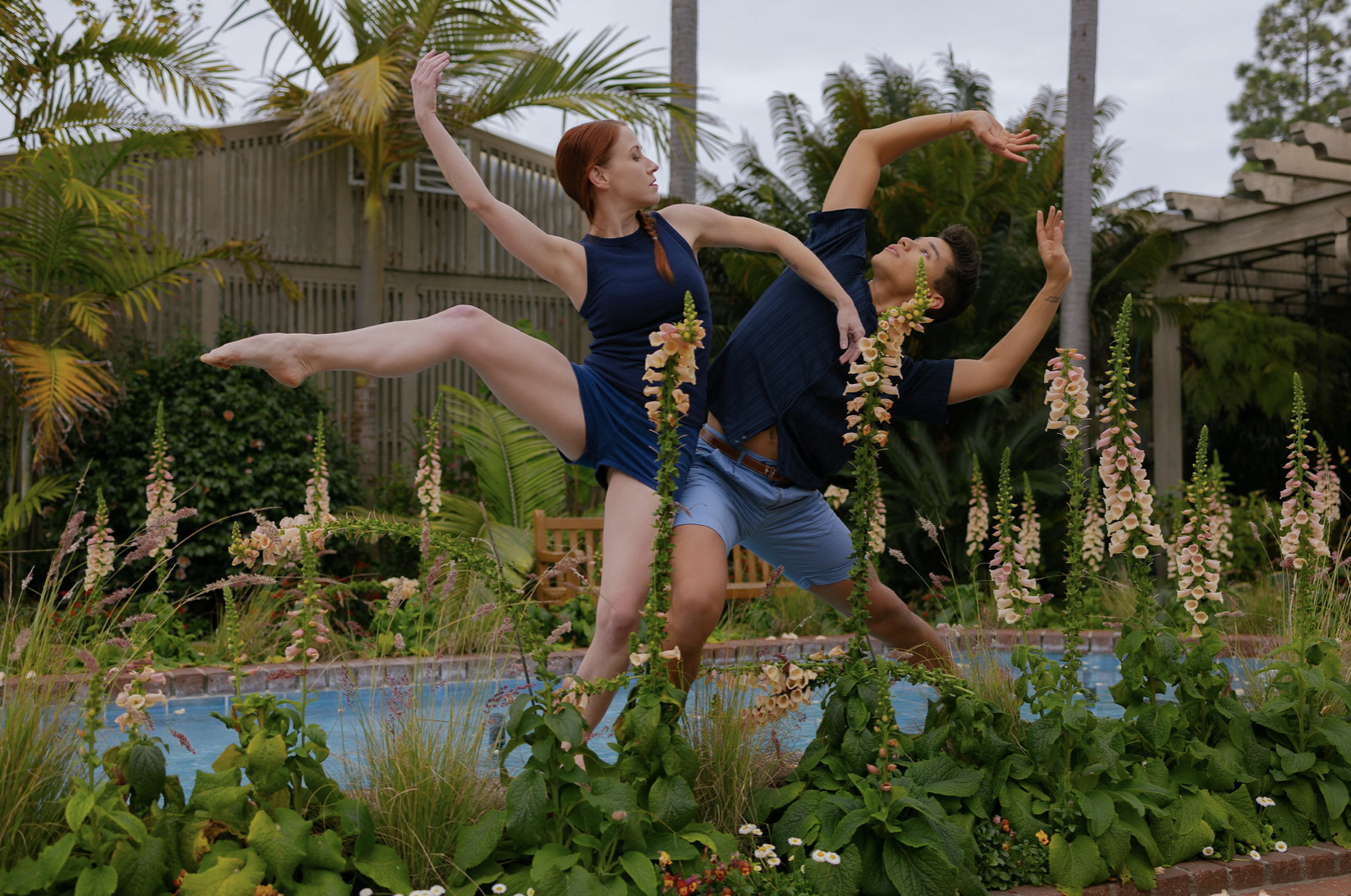 Backhausdance. Photo by Kira Bartoli
