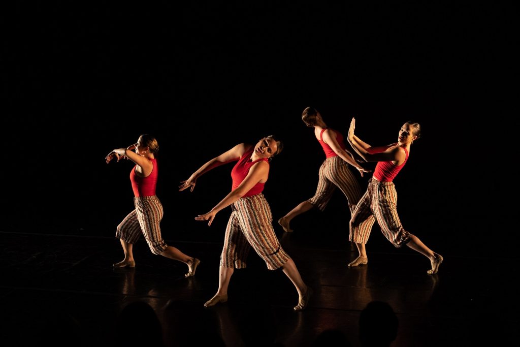 Awe & Wonder - "Upward Fumbling: Precluding Ruin" Choreographer by Laura Ann Smyth - Photo by Sarah Catania