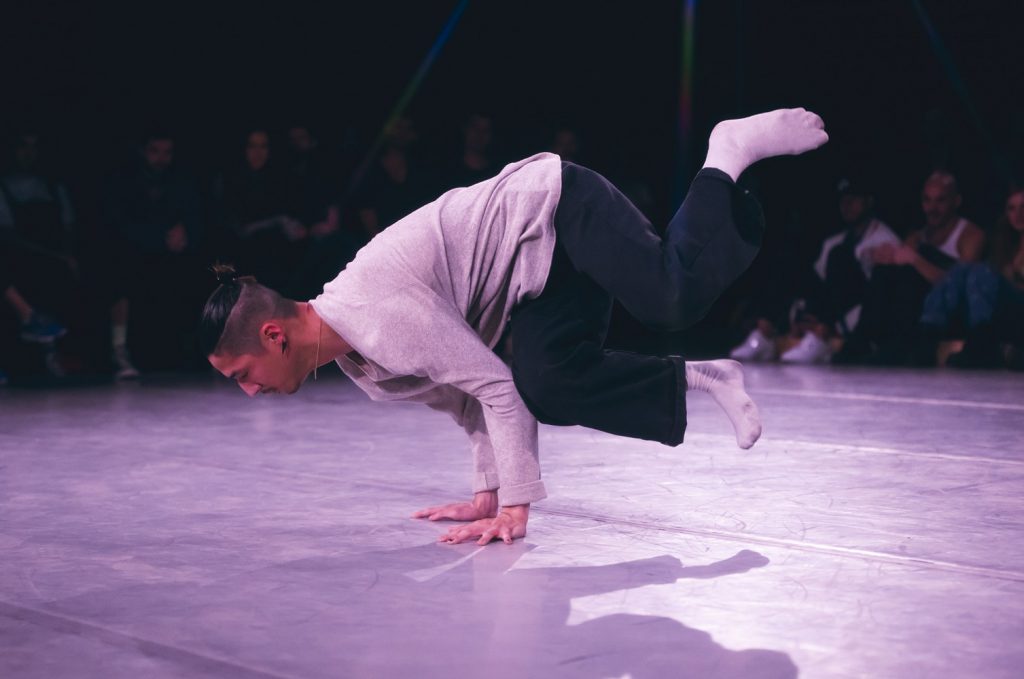 CONGRESS Volume VIII presented in partnership with L.A. Dance Project - Lex Ishomoto in his "Again and Again" - Photo by Carlos Gonzalez