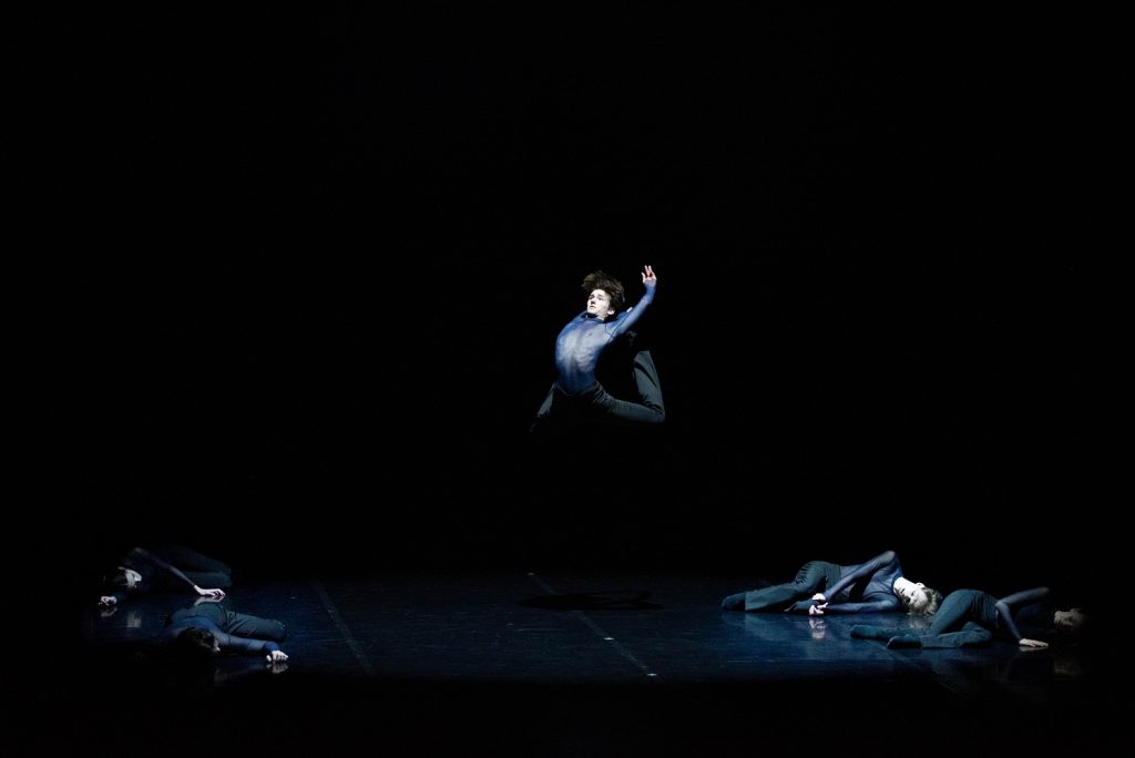 Xing Dance Theater - INNOPRAKTIKA - Photo @Nina-Danilina, courtesy of SpectorDance