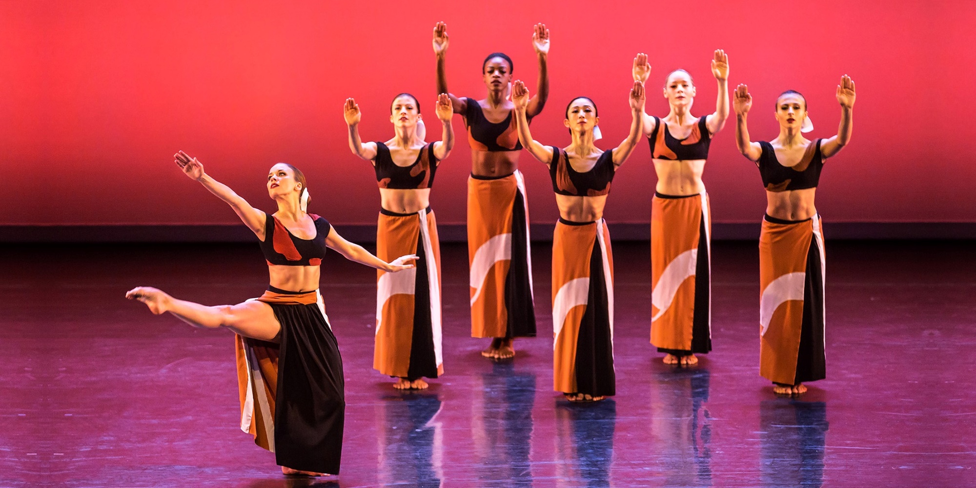Martha Graham Dance Co - Photo by Brigid Pierce