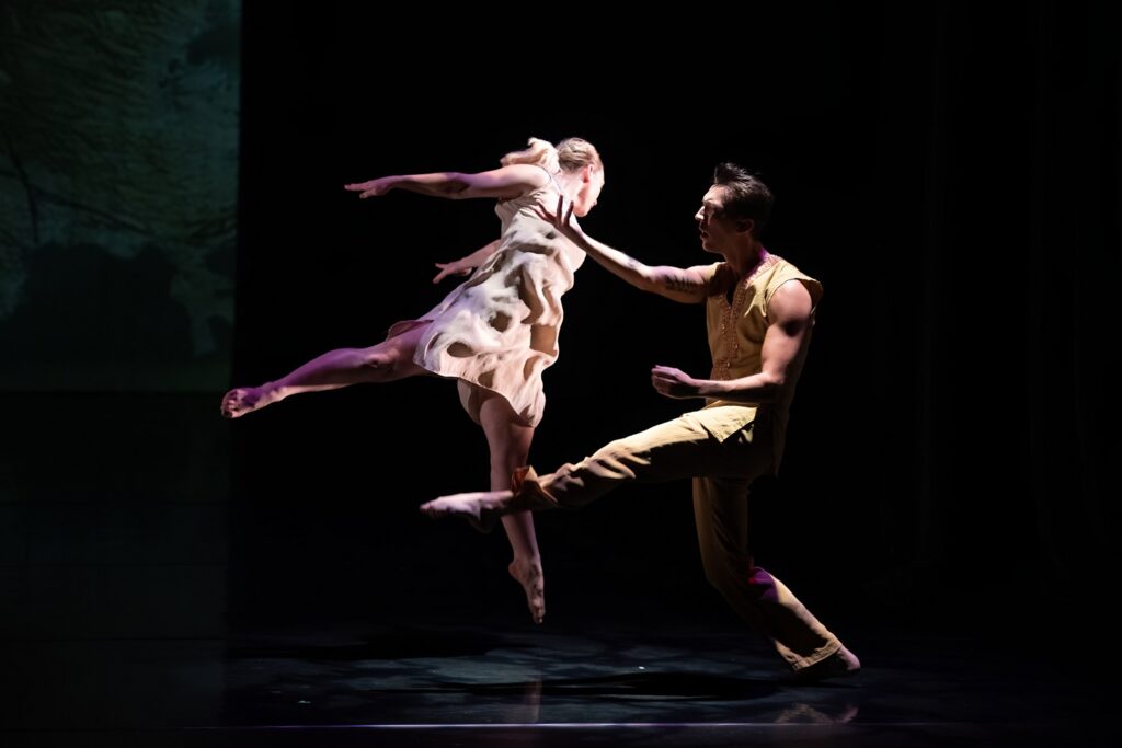 RKDC - Elleigh McClelland and Rile Reavis in "The Golden Apple" - Photo by Andy Ghosh