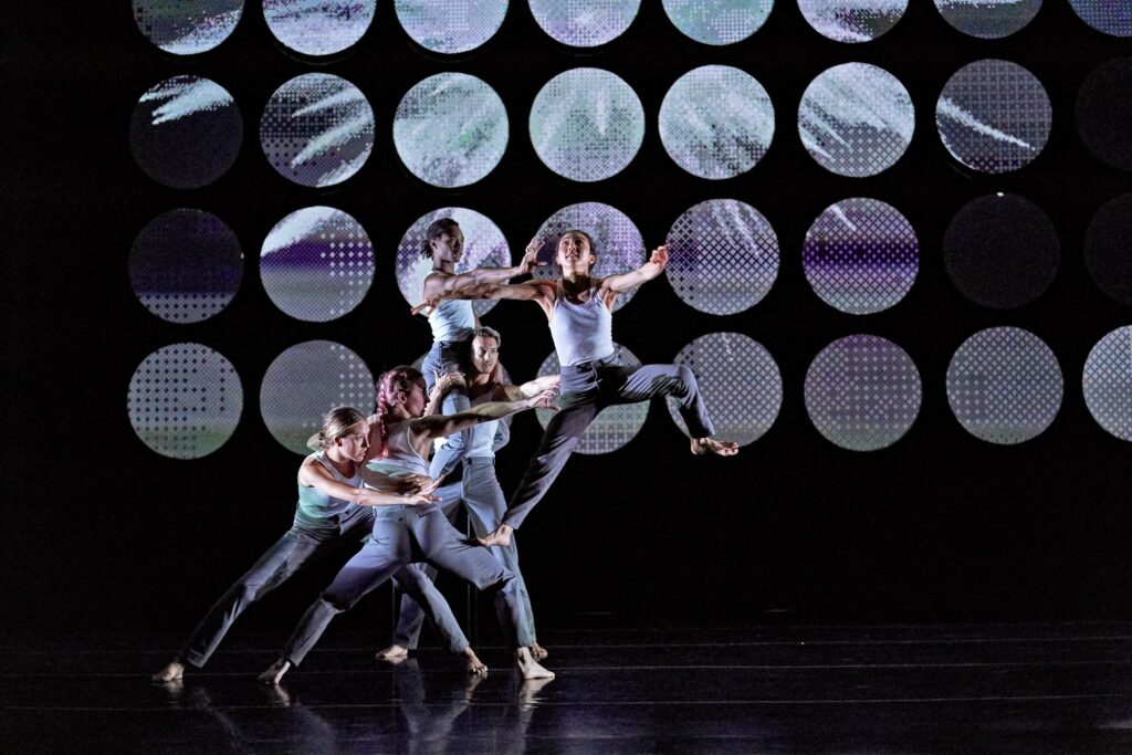 Invertigo Dance Theatre in Laura Karlin's "Formulae and Fairy Tales" - Photo by George Simian