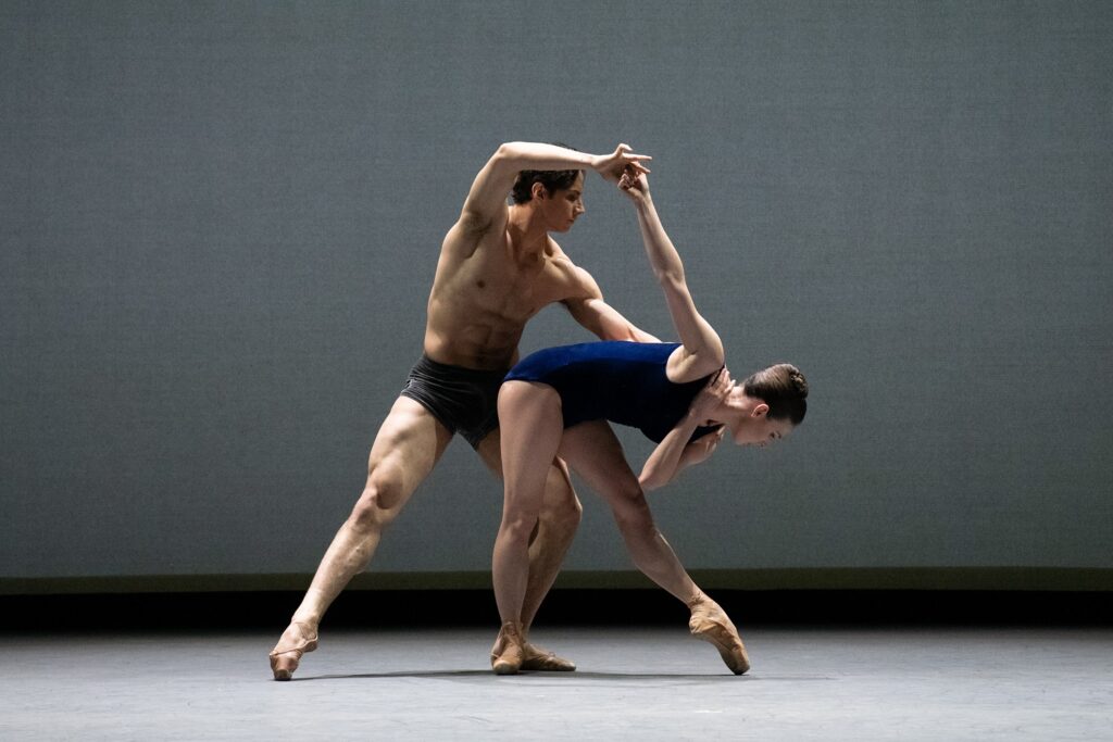 Tiler Peck and Roman Mejia in "Swift Arrow", choreography by Alonzo King - Photo by Christopher Duggan