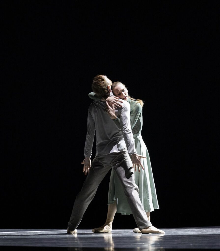 Pacific Northwest Ballet principal dancers James Kirby Rogers and Elizabeth Murphy in the world premiere of Dani Rowe’s "The Window" - Photo © Angela Sterling.