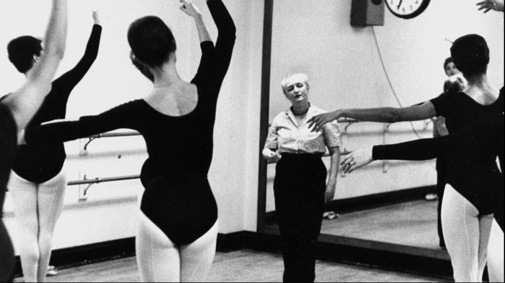 Margaret Craske teaching ballet class at Julliard School - Screenshot courtesy of OVID.