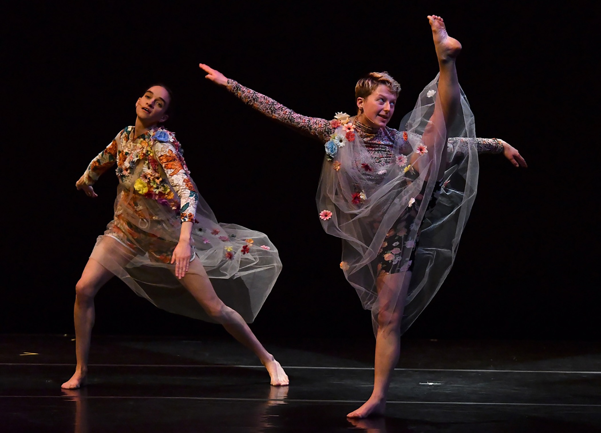 Rebecca Pappas Dance. Photo by John Atashian