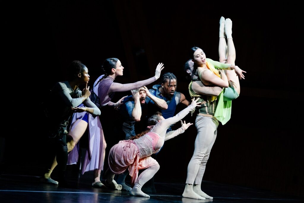 BODYTRAFFIC - (L-R) Alana Jones, Katie Garcia, Jordyn Santiago, Pedro Garcia, Ty Morrison, Joan Rodriguez, and Tiare Keeno in Love.Lost.Fly by Micaela Taylor- Photo by Jason Sean Weiss/BFA.