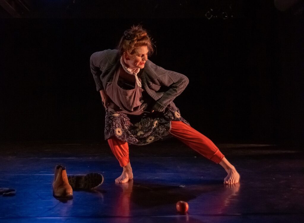 MeCo - Beth Megill in "Apron Dances" - Photo by Lisa Flory.